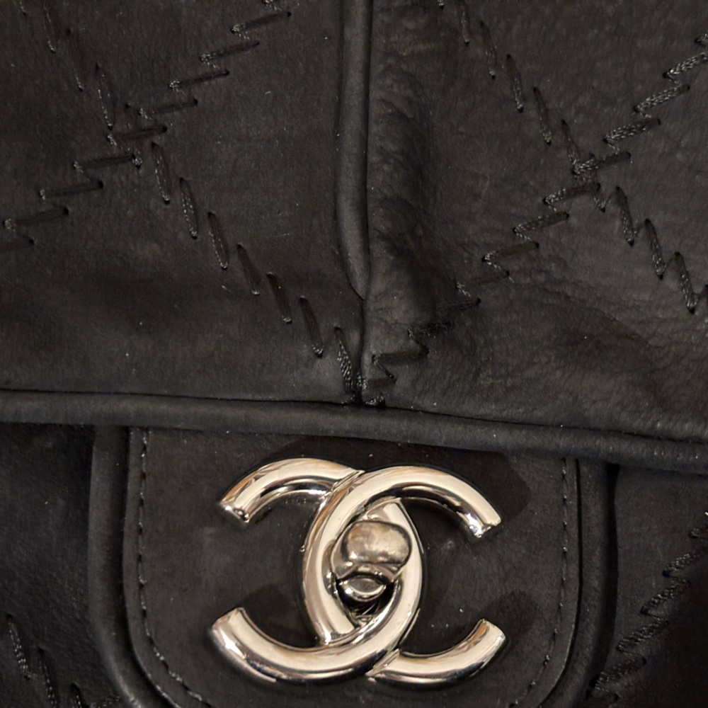 Chanel Darjeeling Flap Bag - Picture 7 of 10